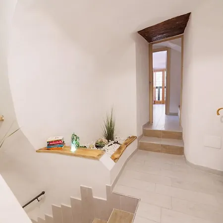 Legno By Houseinnaples * Naples