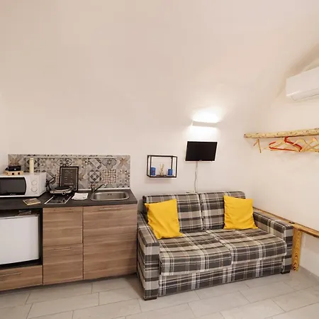 Apartment Legno By Houseinnaples