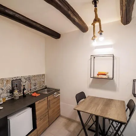 Legno By Houseinnaples * Naples