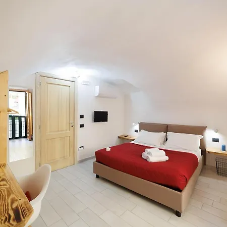 Legno By Houseinnaples *