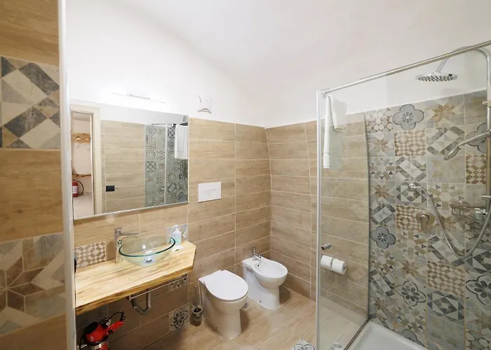 Legno By Houseinnaples * נאפולי